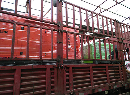 雄安混凝土液壓濕噴機(jī)、空壓機(jī)發(fā)貨現(xiàn)場(chǎng)