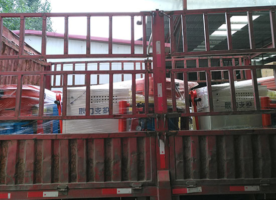 PZ-7D型混凝土噴漿機(jī)發(fā)貨現(xiàn)場(chǎng)